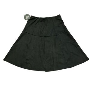 Maurices Skirt Medium NWT
